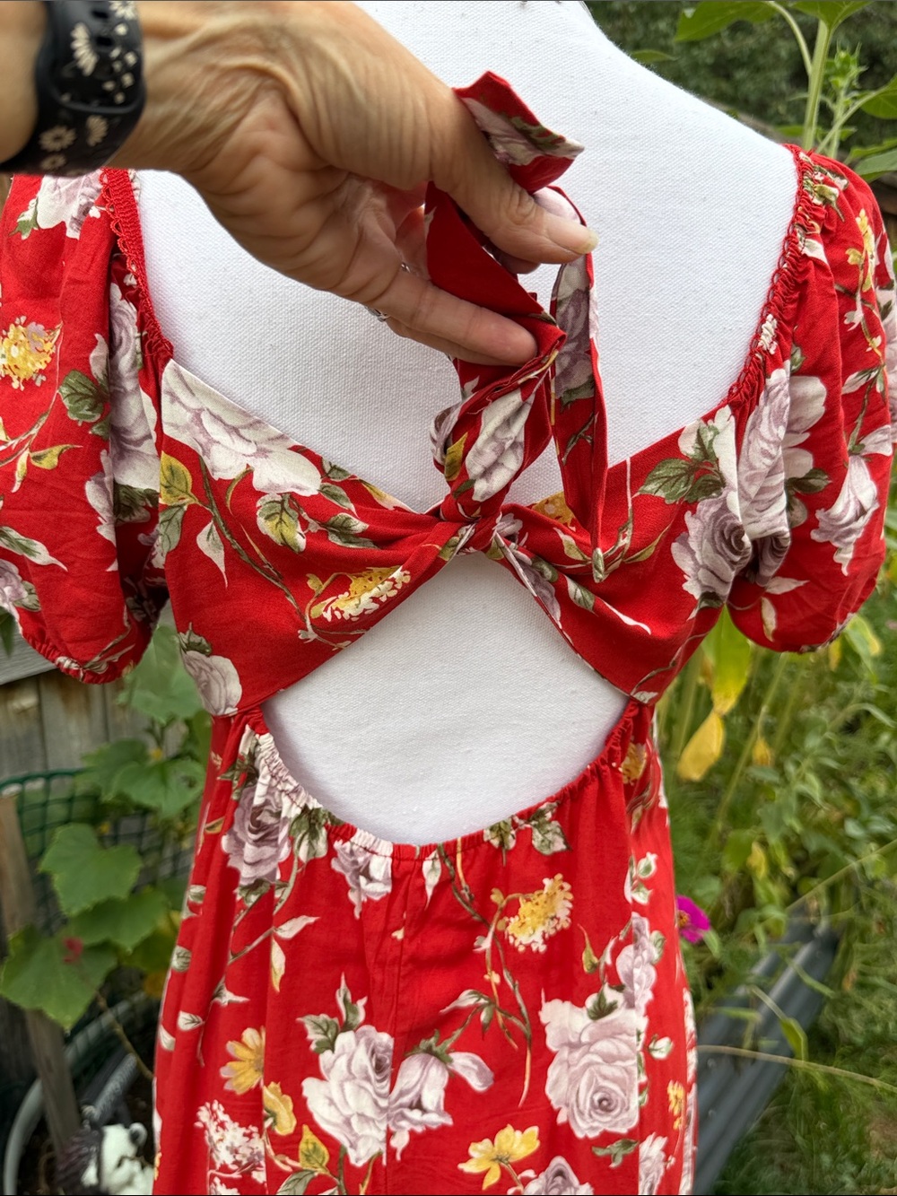As U Wish Floral Midi Dress in Red Med EUC - Picture 5 of 7